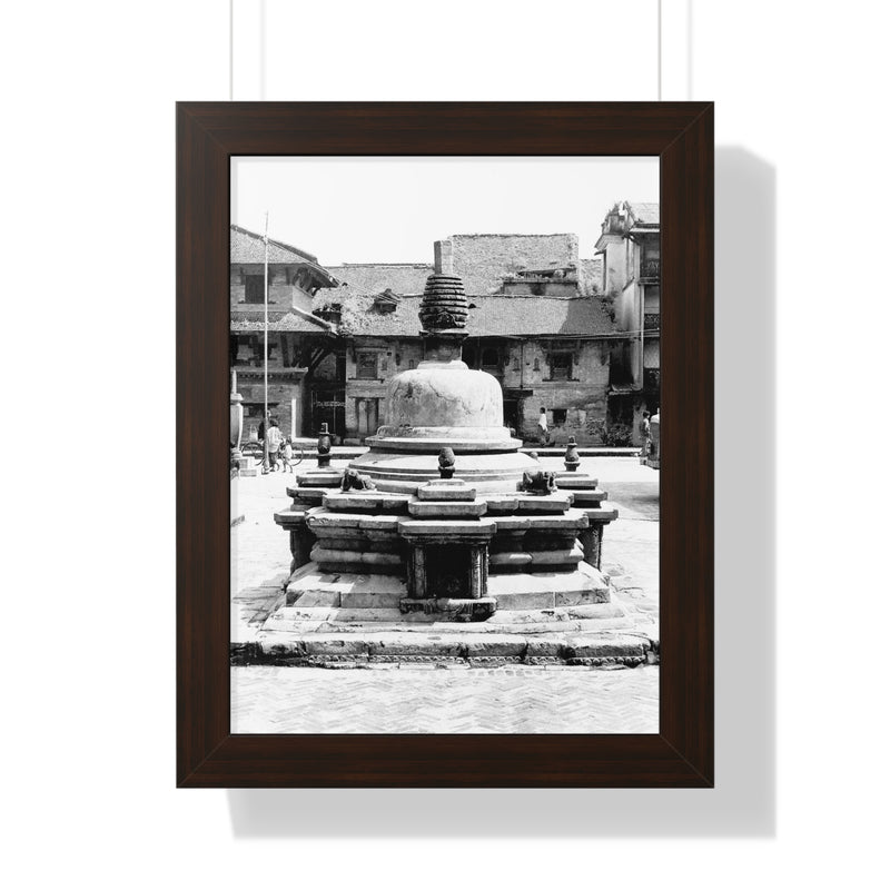 33 - Famous Bell In Courtyard Center - Patan Nepal, Durbar Square - Framed Print