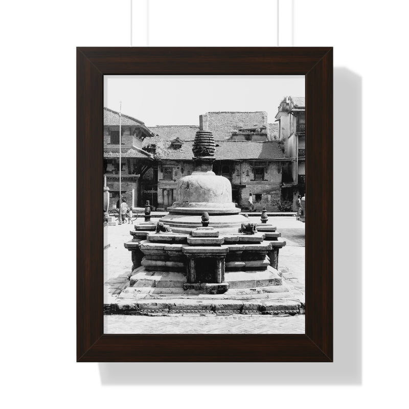 33 - Famous Bell In Courtyard Center - Patan Nepal, Durbar Square - Framed Print