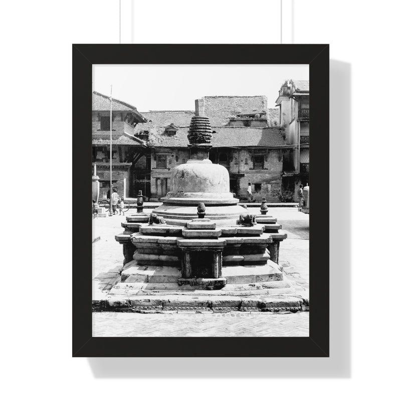 33 - Famous Bell In Courtyard Center - Patan Nepal, Durbar Square - Framed Print